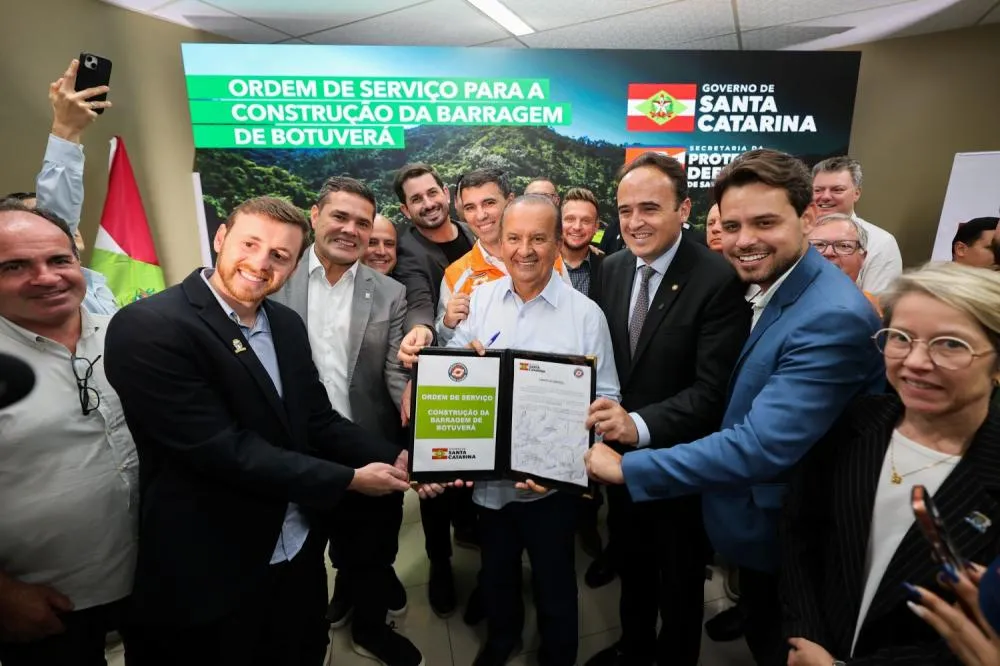 Barragem de Botuverá: Governo de SC assina ordem de serviço para grande obra de contenção de cheias no Vale do Itajaí
